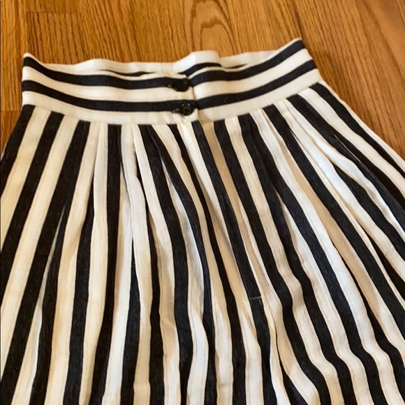 Striped Wide Leg Trousers - Picture 4 of 7
